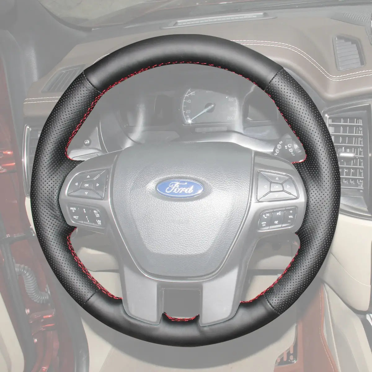ArcYaY's rugged steering wheel cover for Ford Ranger 2015-2023 is designed for durability and a perfect fit, ideal for any adventure.
