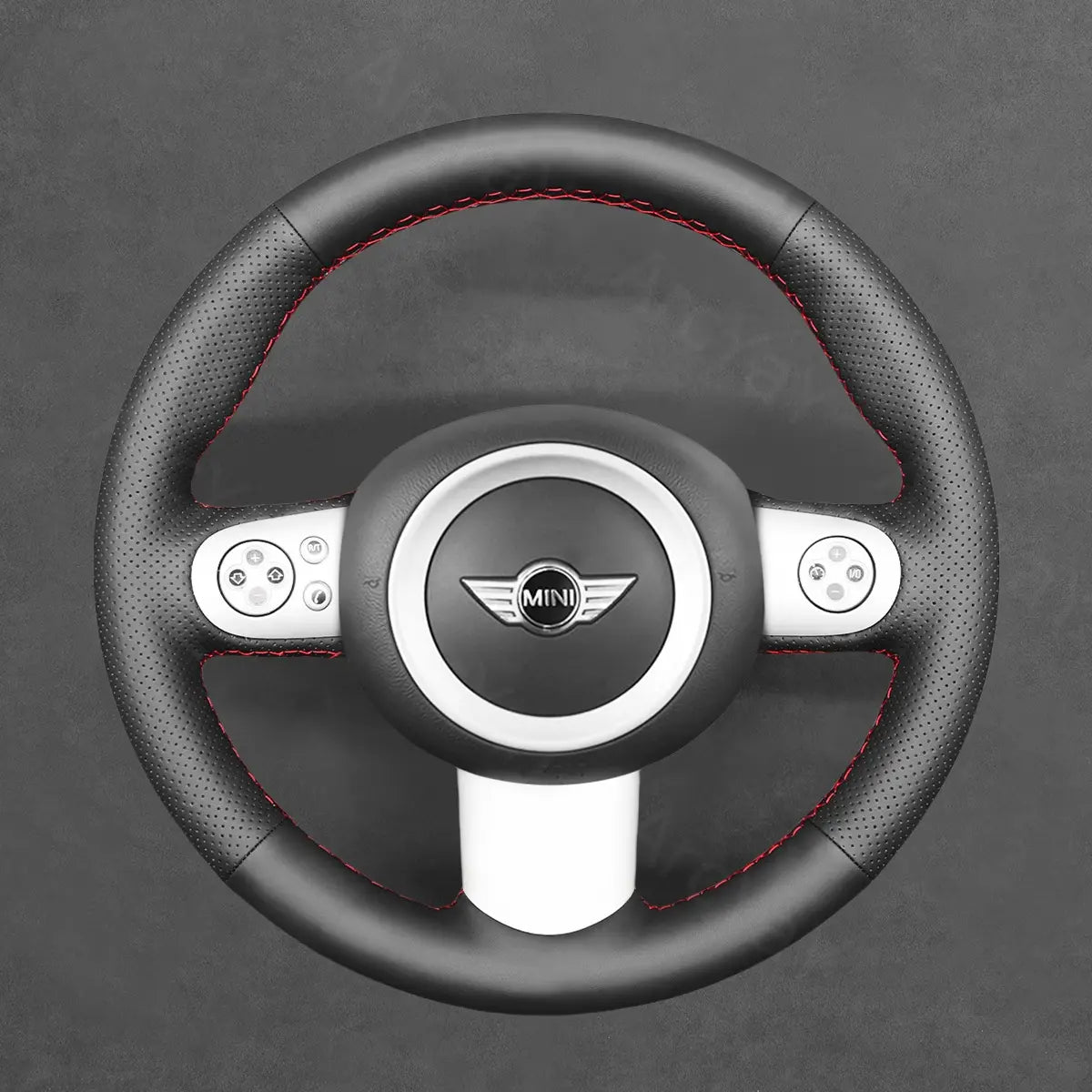 Classic MINI drivers get a smooth grip upgrade with this cover for 2001-2008 convertibles - crafted for everyday driving comfort.