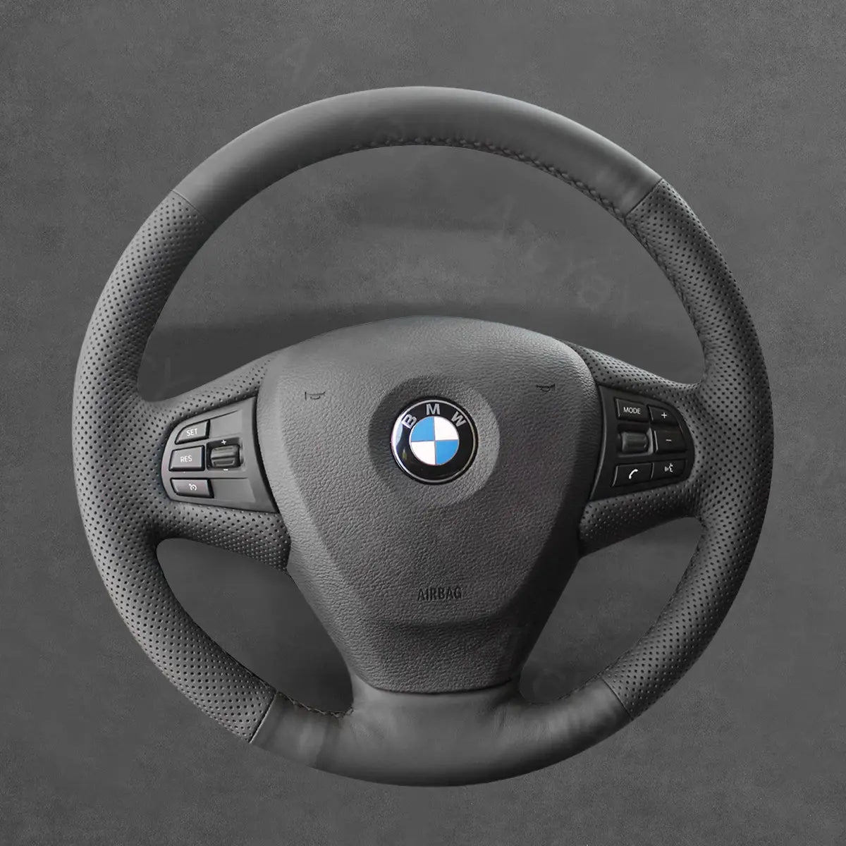 ArcYaY Upgrade BMW X3 F25 and X5 F15 (2010-2017) with this stylish wheel cover. Better control and driving experience.