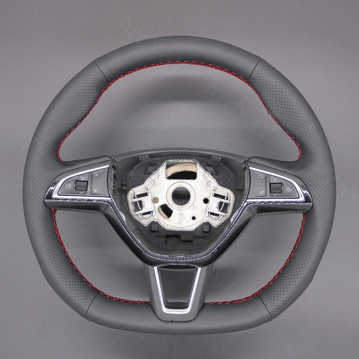 Custom-fit steering cover for Acura RDX ZDX 2010-2018. Offers luxurious grip and added comfort.