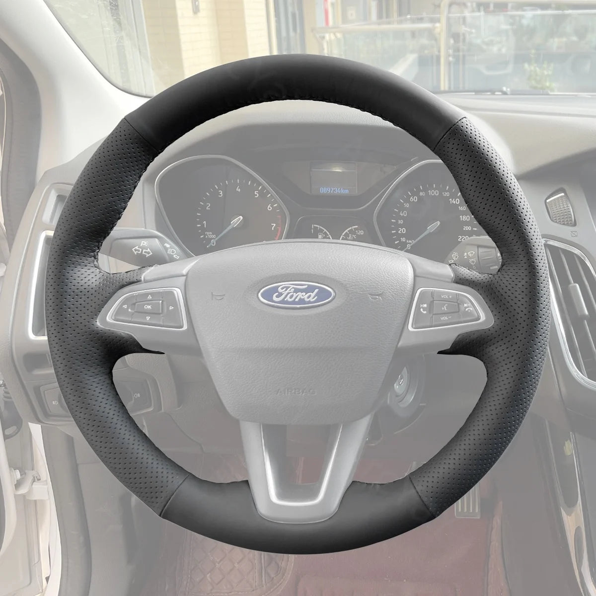 Utility Steering Wheel Cover for Ford Focus Mk3 C-MAX Grand C-MAX 2015-2020