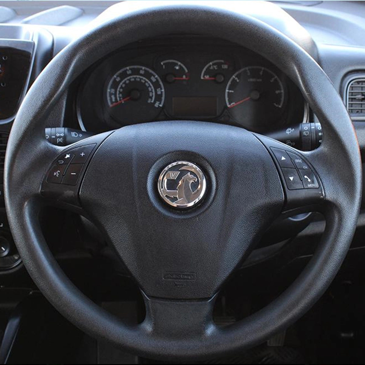 Vauxhall Combo D steering cover features heavy-duty construction with perfect fit that protects while improving driving comfort.