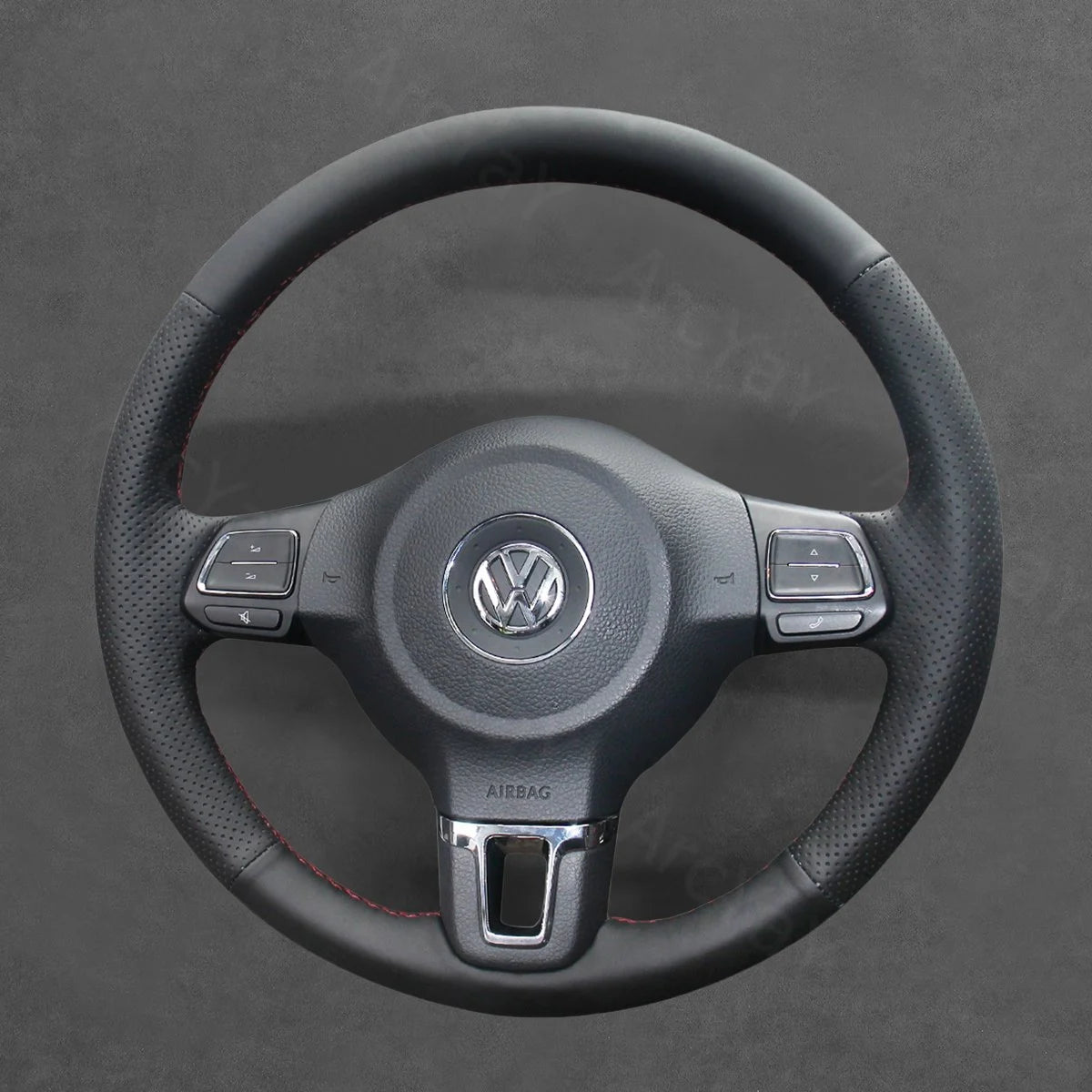 Custom steering cover for VW Golf VI/Polo (2009-2015). Perfect fit with comfortable grip. Easy installation.